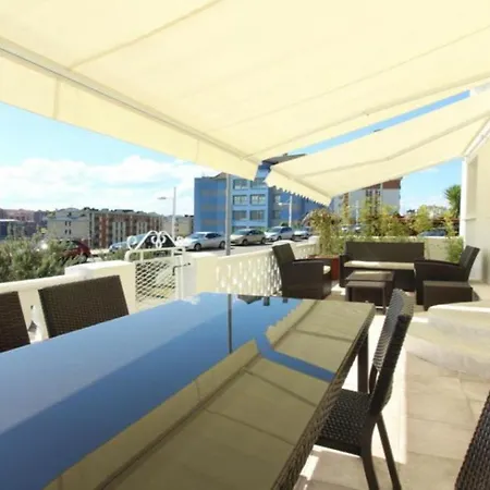 Apartamento Avenida De Cantabria 60 Lägenhet *