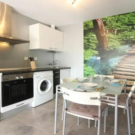 Apartamento Avenida De Cantabria 60 *